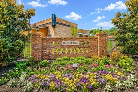 6113 Bradford Hills Drive Nashville TN 37211