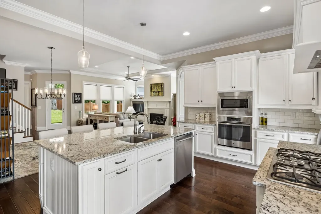 6050 Maysbrook Lane Franklin TN 37064