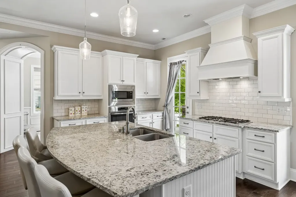 6050 Maysbrook Lane Franklin TN 37064