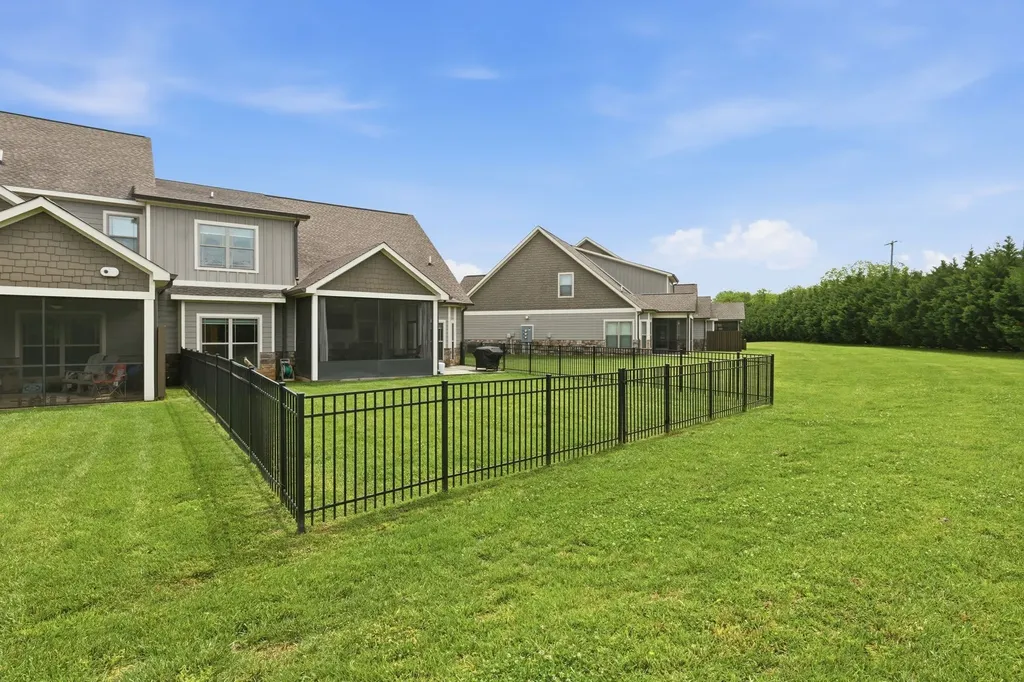 70 Island Way Winchester TN 37398