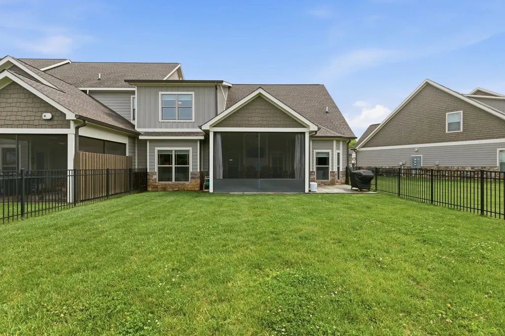 70 Island Way Winchester TN 37398