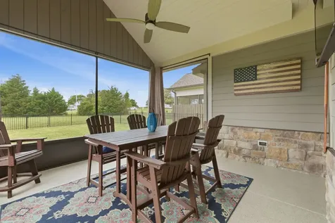 70 Island Way Winchester TN 37398