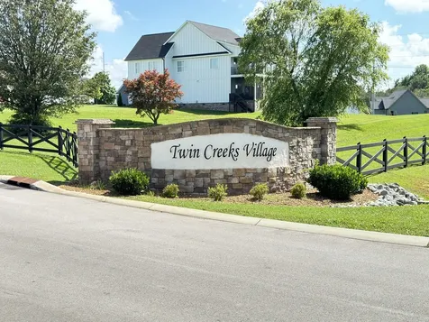70 Island Way Winchester TN 37398
