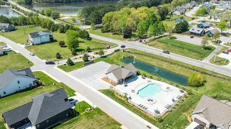 70 Island Way Winchester TN 37398
