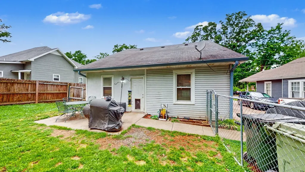 161 E Winchester Street Gallatin TN 37066