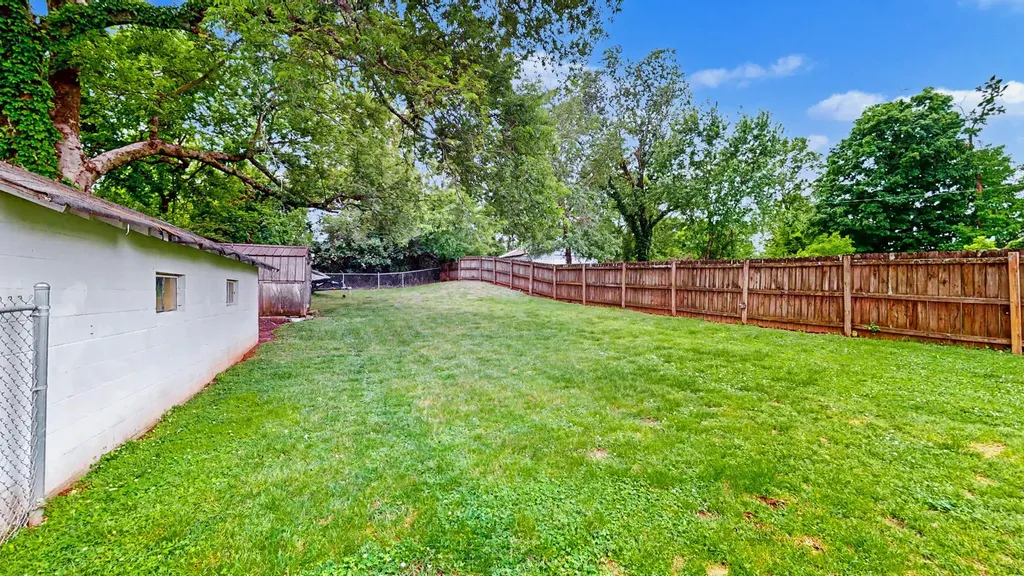 161 E Winchester Street Gallatin TN 37066
