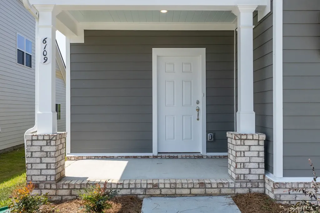 6311 Loudwater Court Smyrna TN 37167