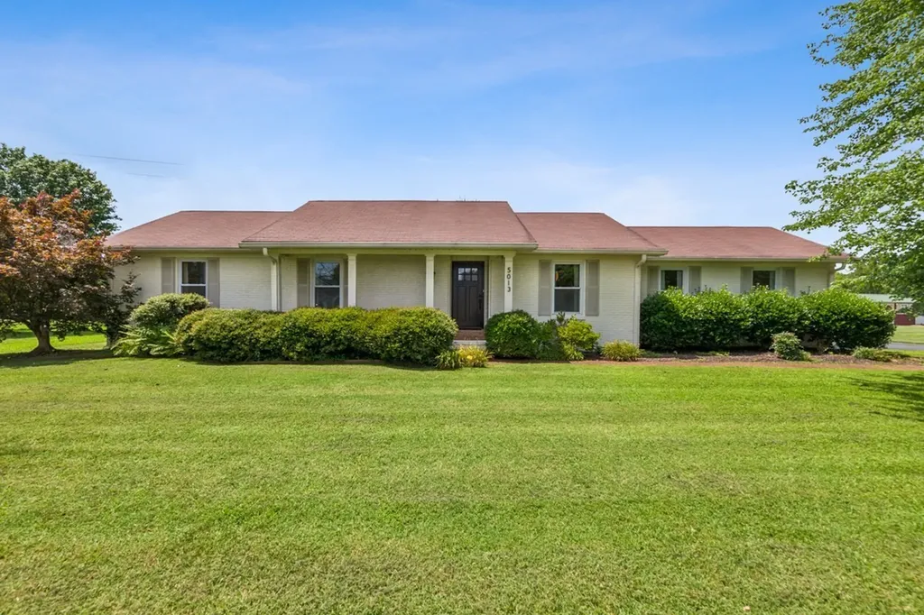 5013 Hays Drive Columbia TN 38401
