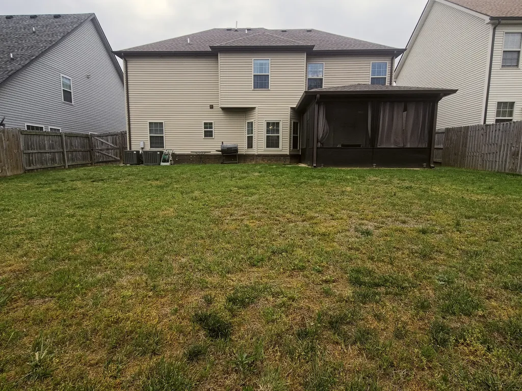 1325 Winterset Drive Clarksville TN 37040