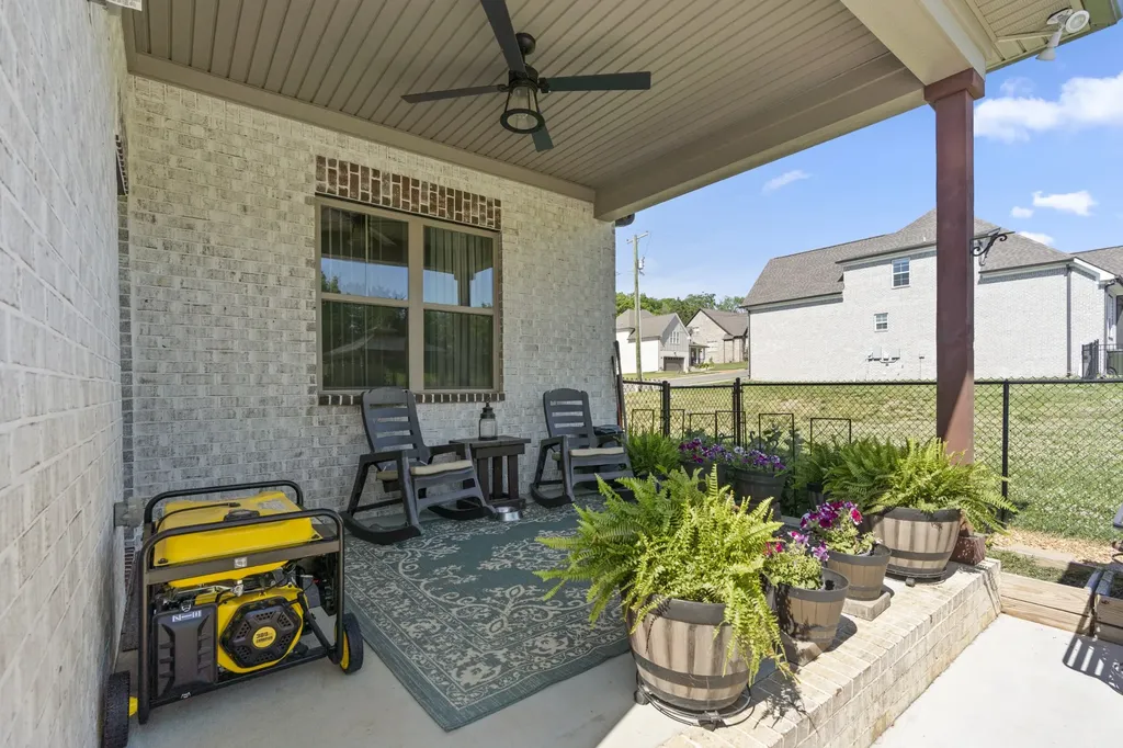 253 Hutch Court Gallatin TN 37066