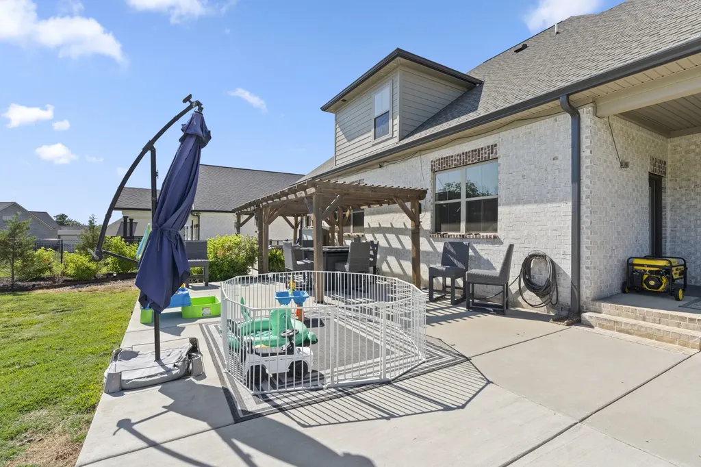 253 Hutch Court Gallatin TN 37066
