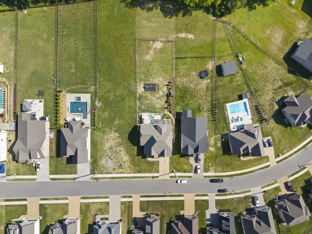 253 Hutch Court Gallatin TN 37066