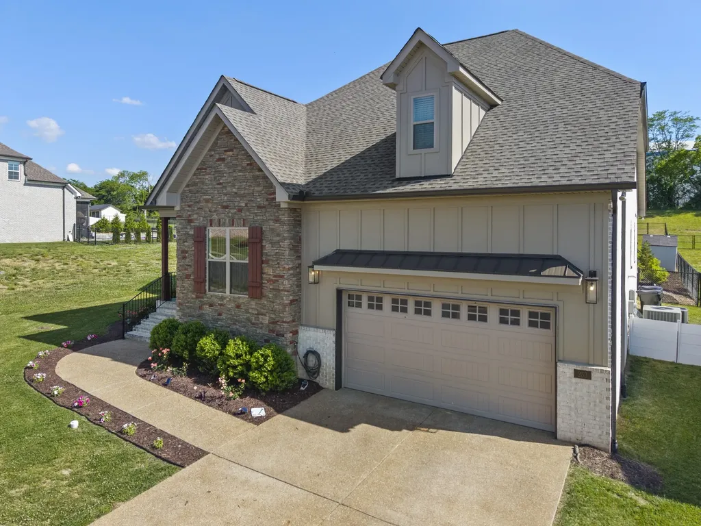 253 Hutch Court Gallatin TN 37066