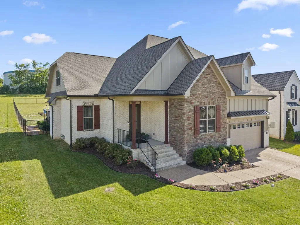 253 Hutch Court Gallatin TN 37066
