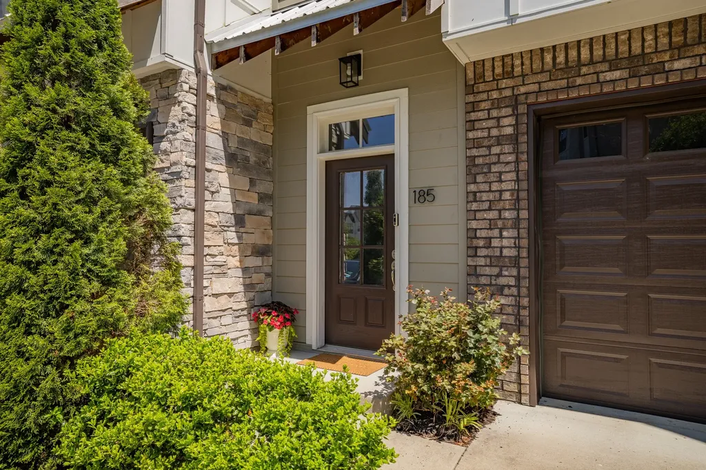 185 Stonecrest Drive Nashville TN 37209