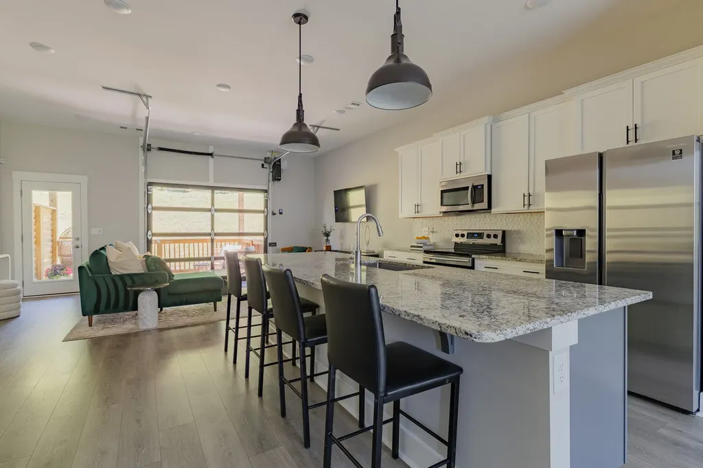 185 Stonecrest Drive Nashville TN 37209