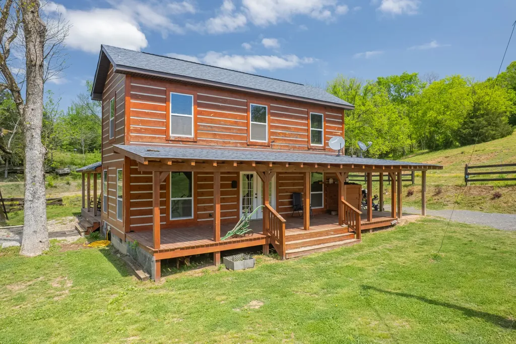 13546 Campbellsville Road Lynnville TN 38472