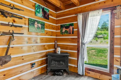 13546 Campbellsville Road Lynnville TN 38472