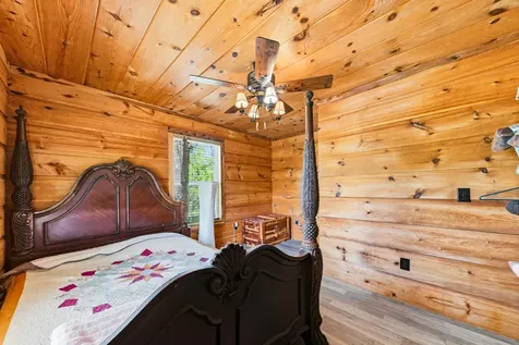 13546 Campbellsville Road Lynnville TN 38472