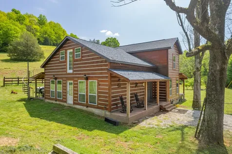 13546 Campbellsville Road Lynnville TN 38472