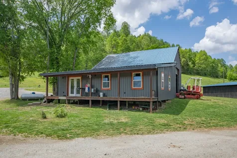 13546 Campbellsville Road Lynnville TN 38472