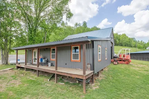 13546 Campbellsville Road Lynnville TN 38472