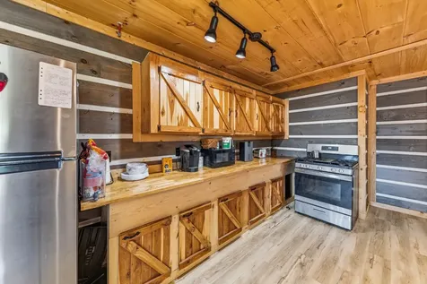 13546 Campbellsville Road Lynnville TN 38472