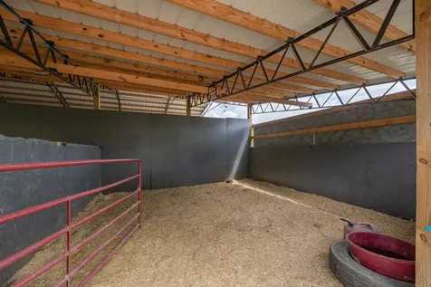 13546 Campbellsville Road Lynnville TN 38472