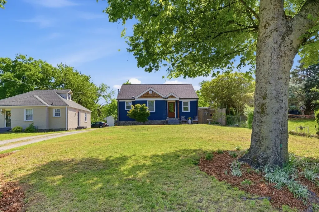 1703 Riverside Drive Nashville TN 37216