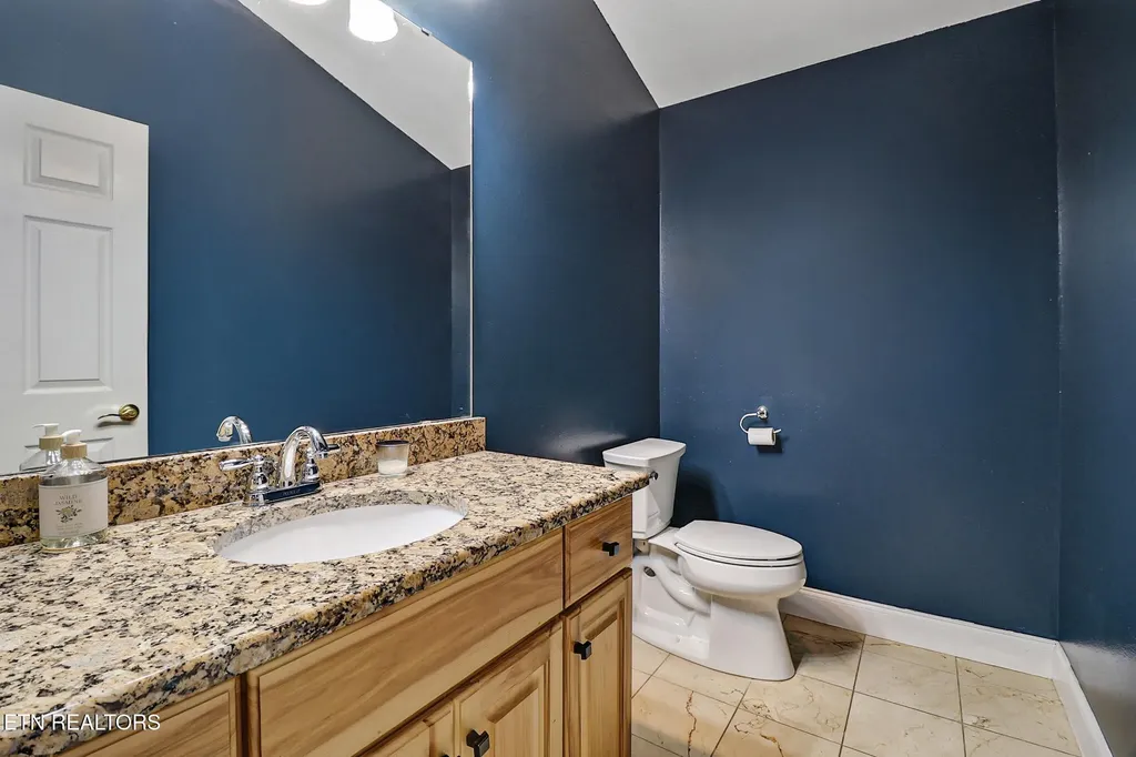 169 Catoosa Canyon Drive Crossville TN 38571