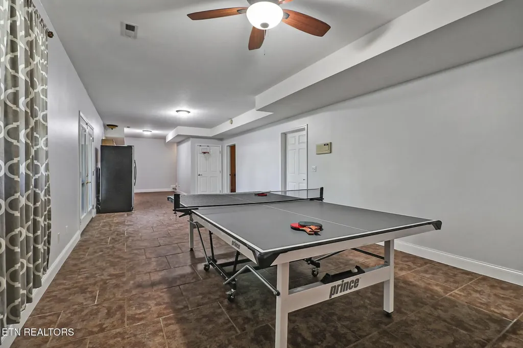 169 Catoosa Canyon Drive Crossville TN 38571