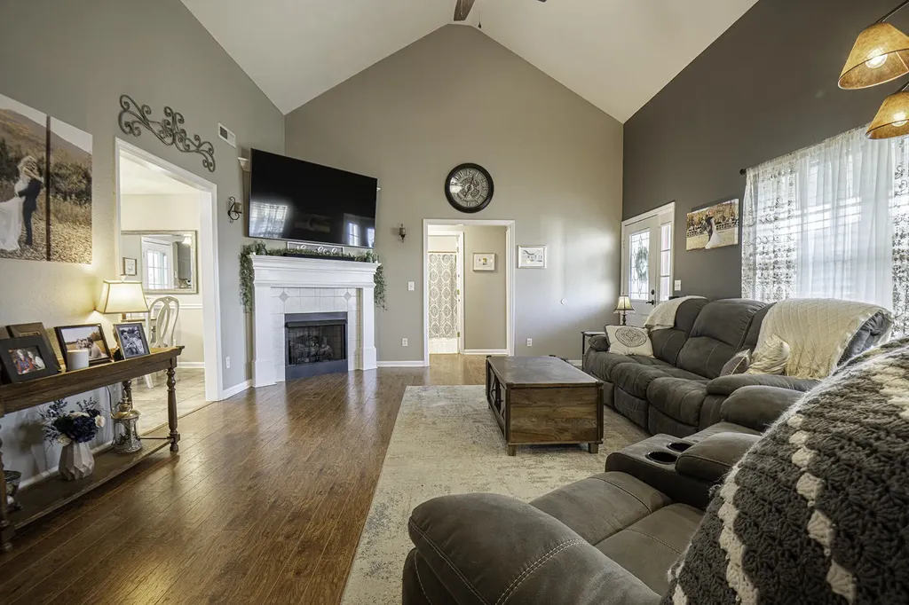 792 Colony Circle Fort Oglethorpe GA 30742
