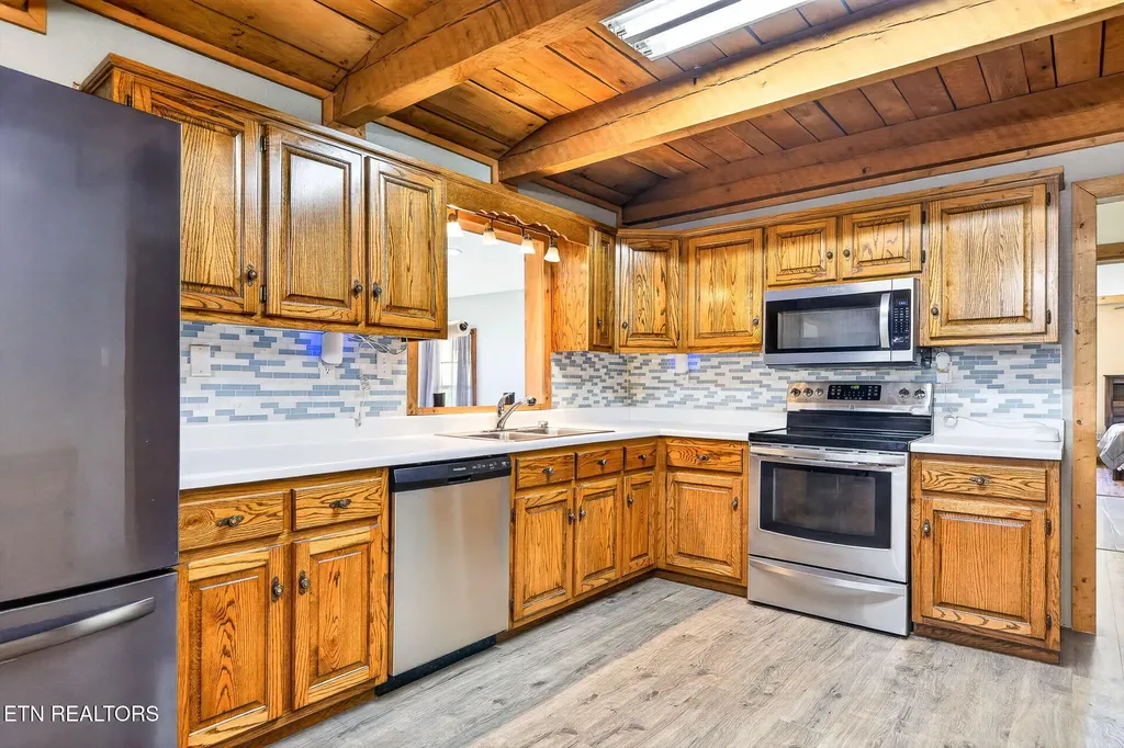 935 Brewer Road Crossville TN 38572