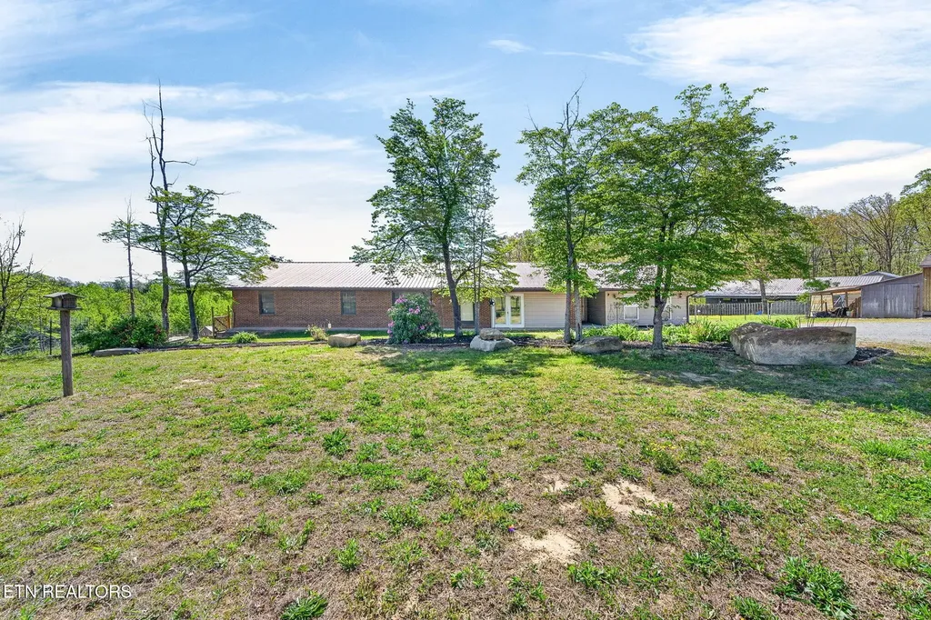 935 Brewer Road Crossville TN 38572