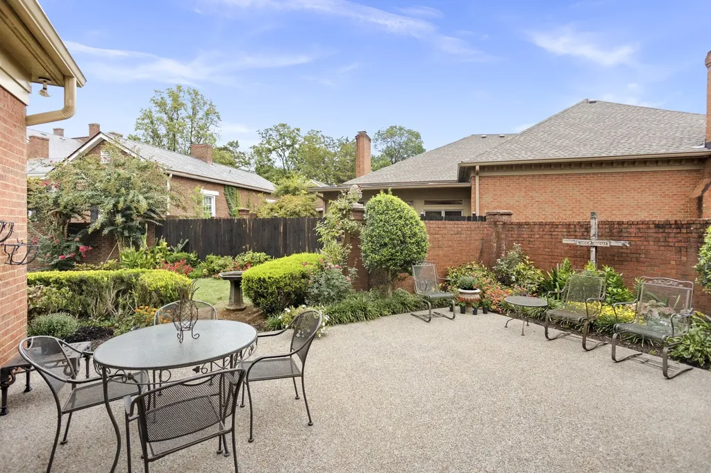 101 Carriage Lane Hendersonville TN 37075