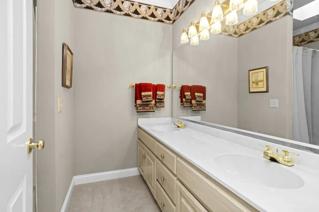 101 Carriage Lane Hendersonville TN 37075