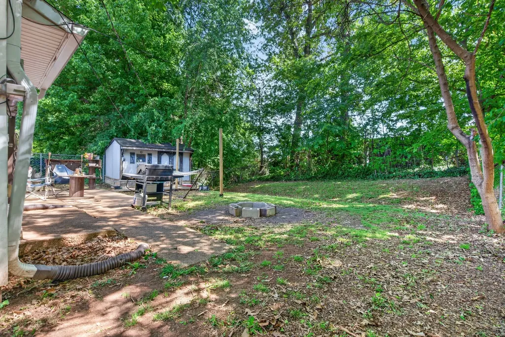 236 Burch Road Clarksville TN 37042