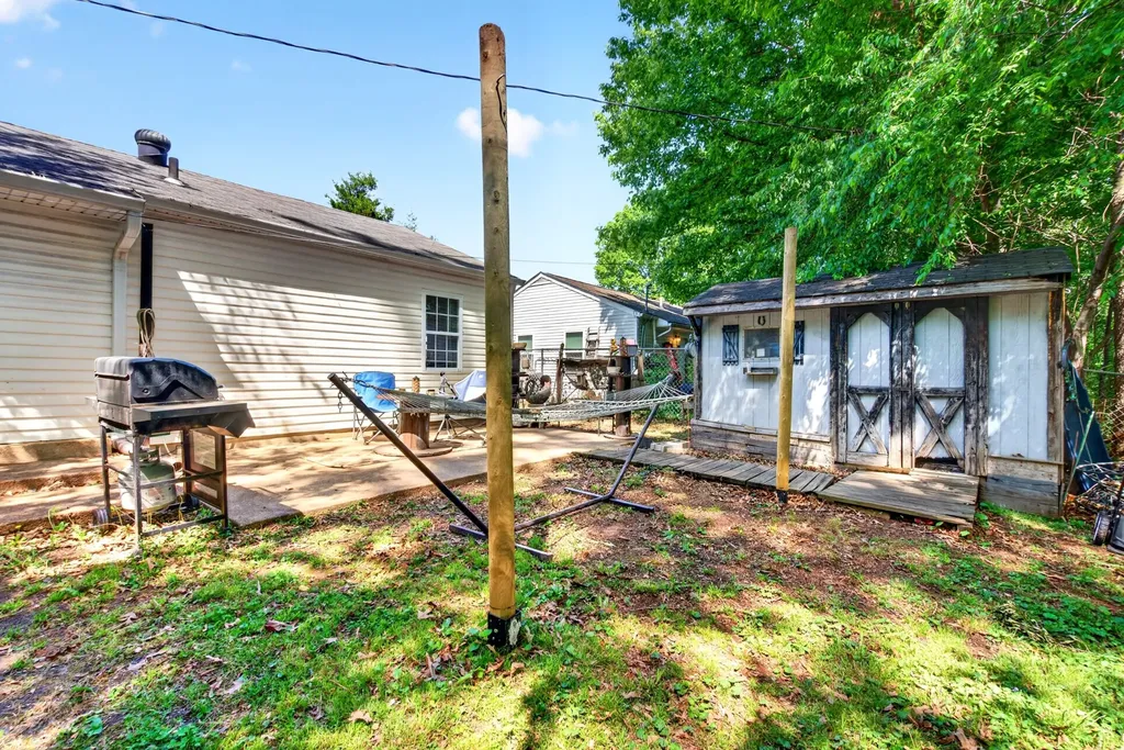 236 Burch Road Clarksville TN 37042