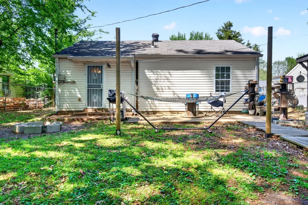 236 Burch Road Clarksville TN 37042
