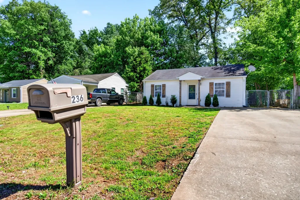 236 Burch Road Clarksville TN 37042