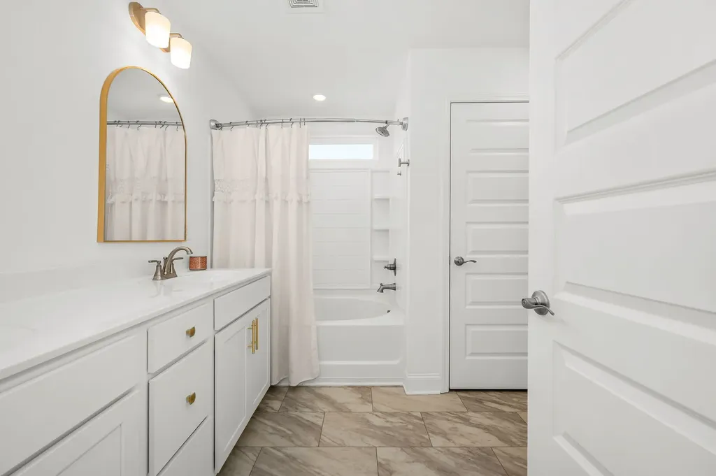 3707 Lc Smith Drive Murfreesboro TN 37129