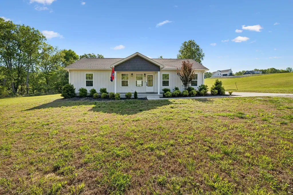 300 Still Point Road Smithville TN 37166