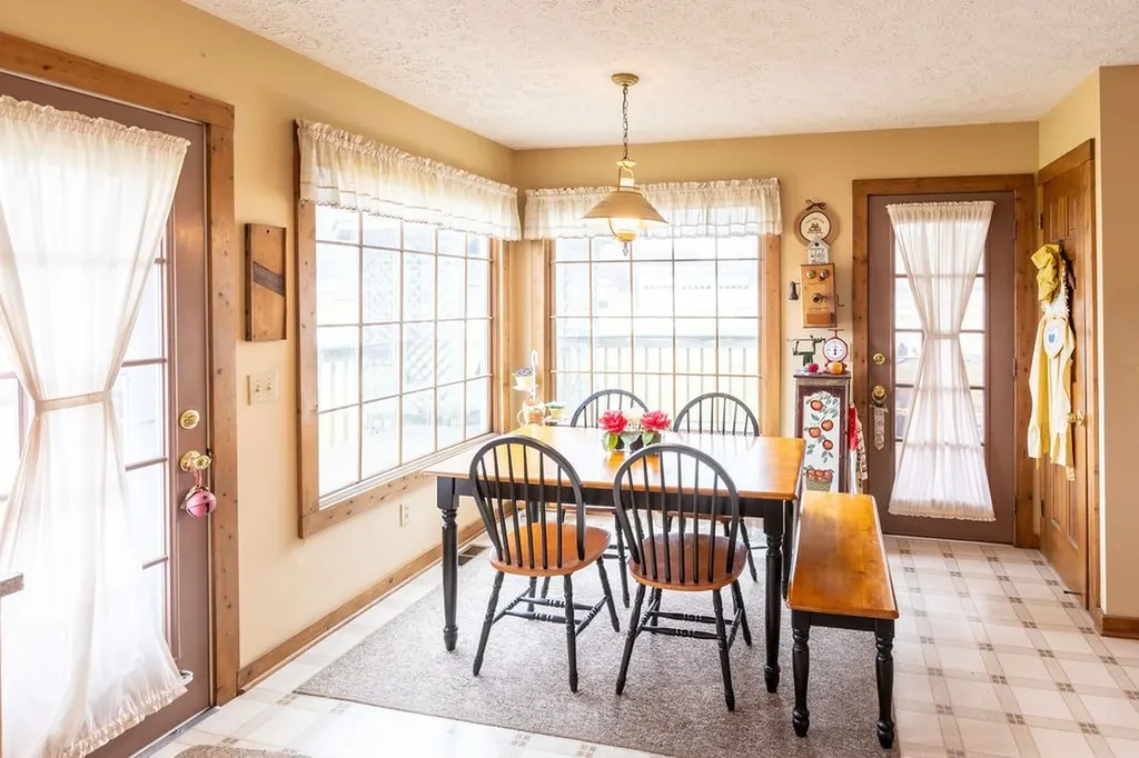 1041 Sandy Valley Road Hendersonville TN 37075