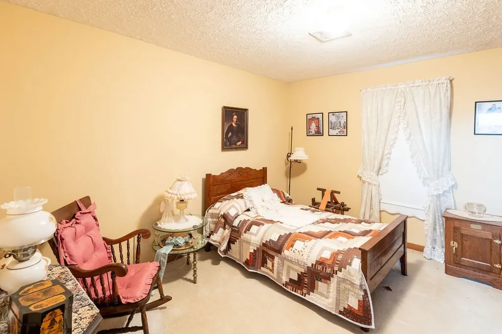 1041 Sandy Valley Road Hendersonville TN 37075