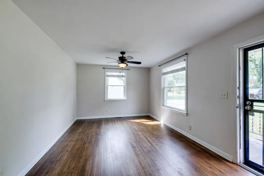 2223 Fernwood Drive Nashville TN 37216