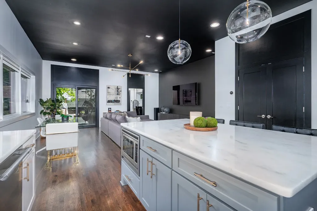 414B 37th Ave, N Nashville TN 37209
