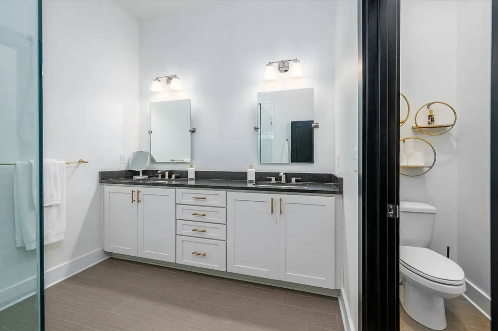 414B 37th Ave, N Nashville TN 37209