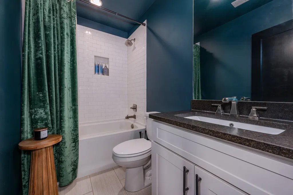414B 37th Ave, N Nashville TN 37209
