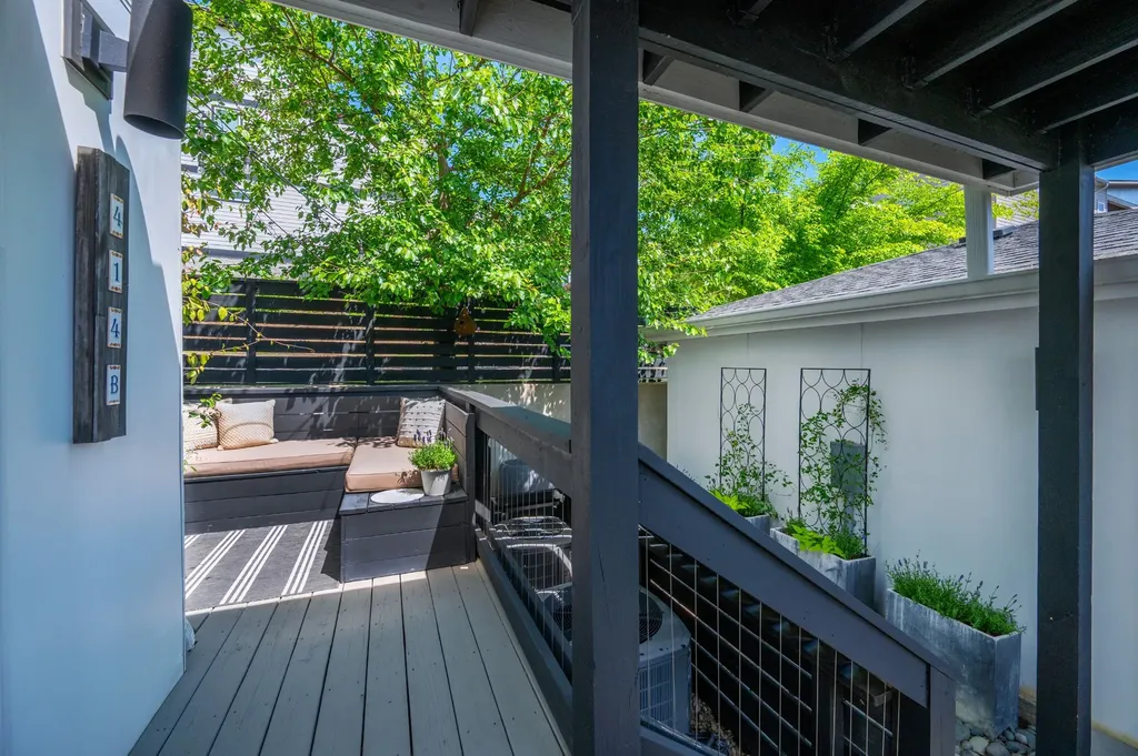 414B 37th Ave, N Nashville TN 37209