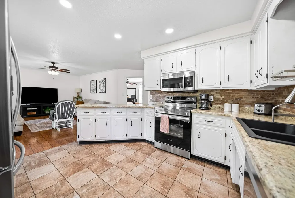 3324 Carrie Drive Clarksville TN 37042